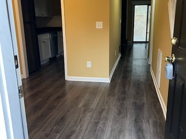 6379 Holcomb Way, Peachtree Corners, GA 30092 – 2-bedroom rental in Peachtree Corners