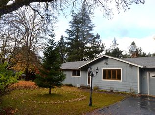 350 Connie Ln, Merlin, OR 97532