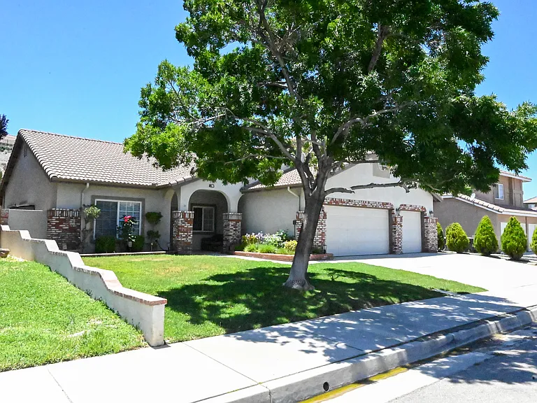 4208 Grandview Dr — Photo 46