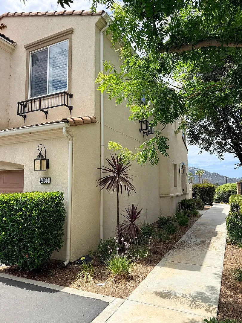 3 Bedroom Town home for rent in South Temecula — Photo 2