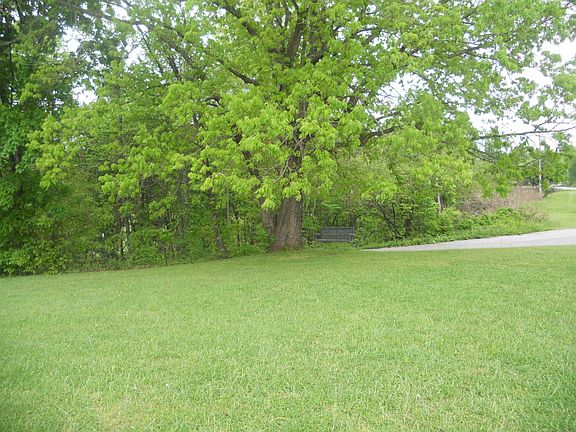 2nd image of 1245 Pickett Park Hwy