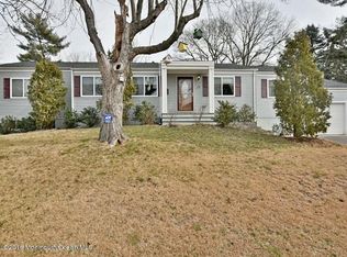 17 Virginia Ave, Hazlet, NJ 07730