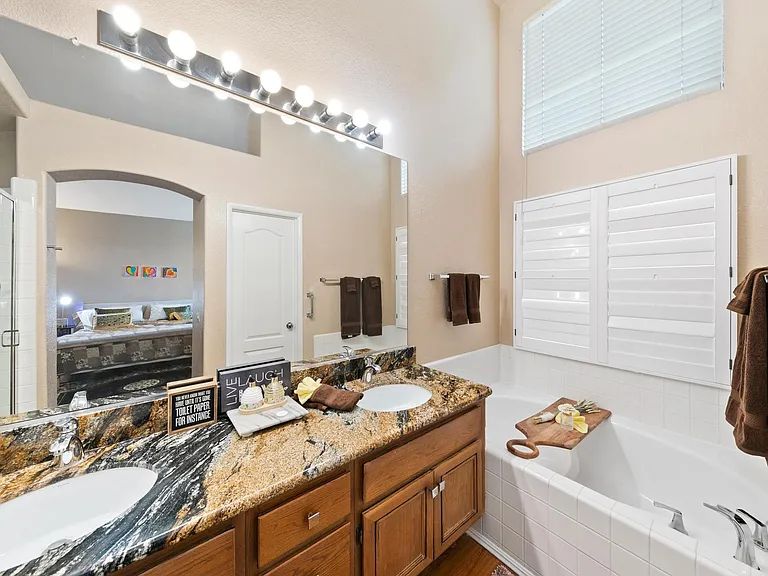 11669 Frames Port Pl — Photo 21
