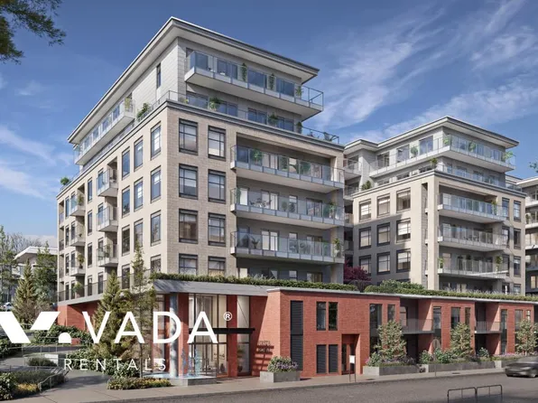 82 1st St #202, New Westminster, BC V3L 2G1