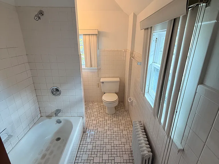 10 Glen Rd — Photo 23