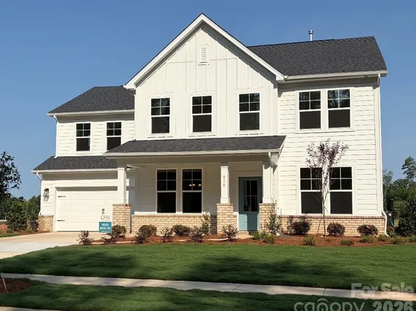 516 Cottage Garden Ln, Belmont, NC 28012