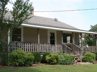 6832 E Pottawatomie Rd, Harrah, OK 73045