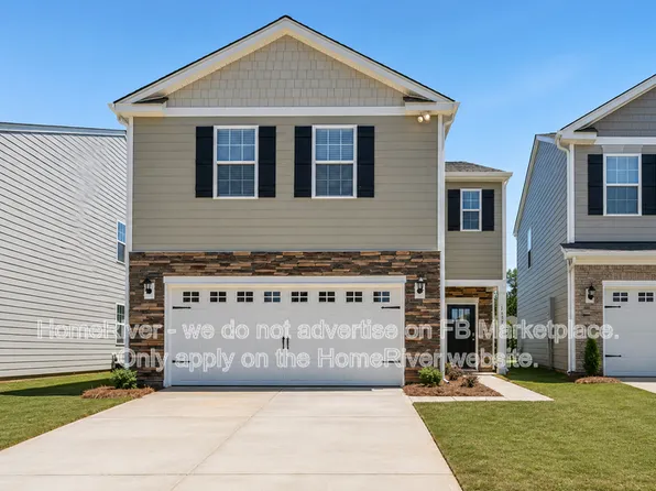 2074 10th St SE, Hickory, NC 28602