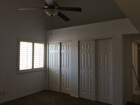 5th image of 520 Merriman Dr