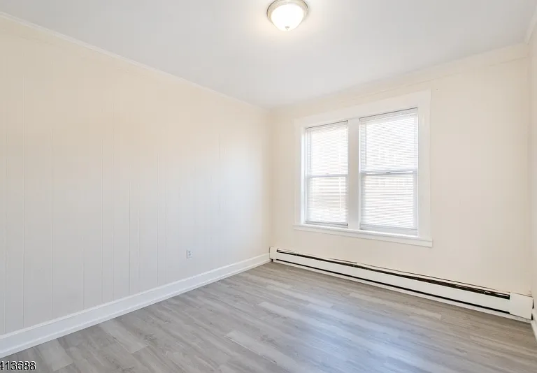 226 Franklin Ave #2R — Photo 4