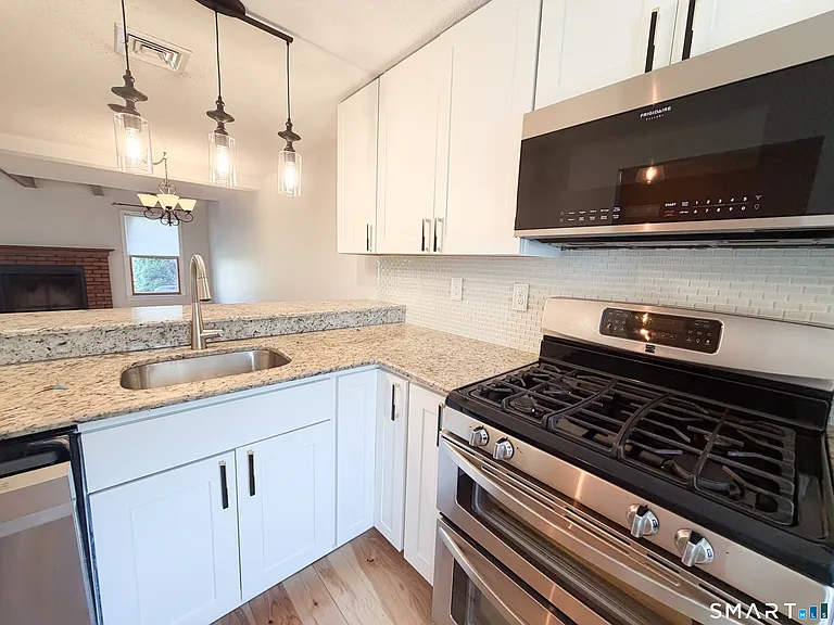 34 Butternut Ln #34 — Photo 18