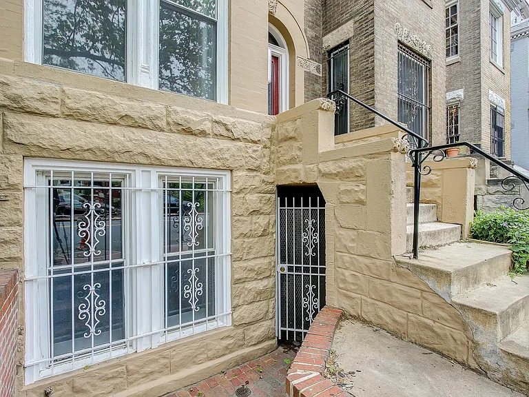 1741 U St NW #1 — Photo 2