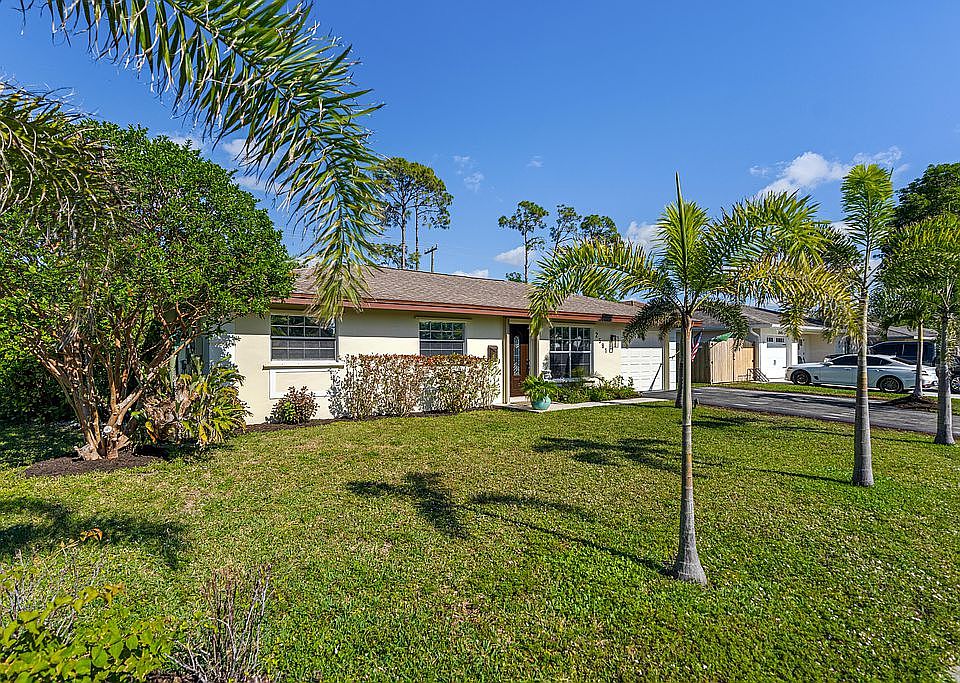 2581 Poinciana St, Naples, FL 34105 Zillow