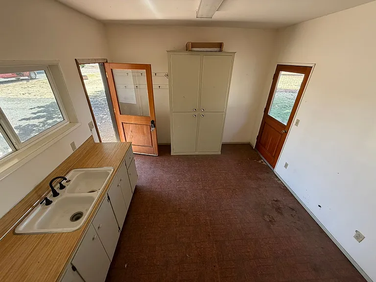 27840 Seven Mile Ln — Photo 29