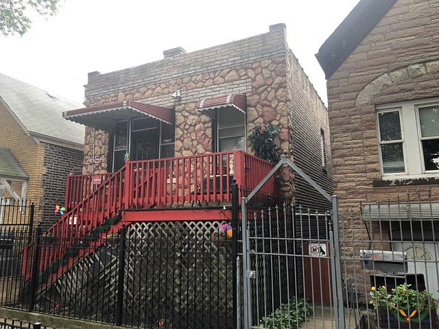 1st image of 2754 S St Louis Ave