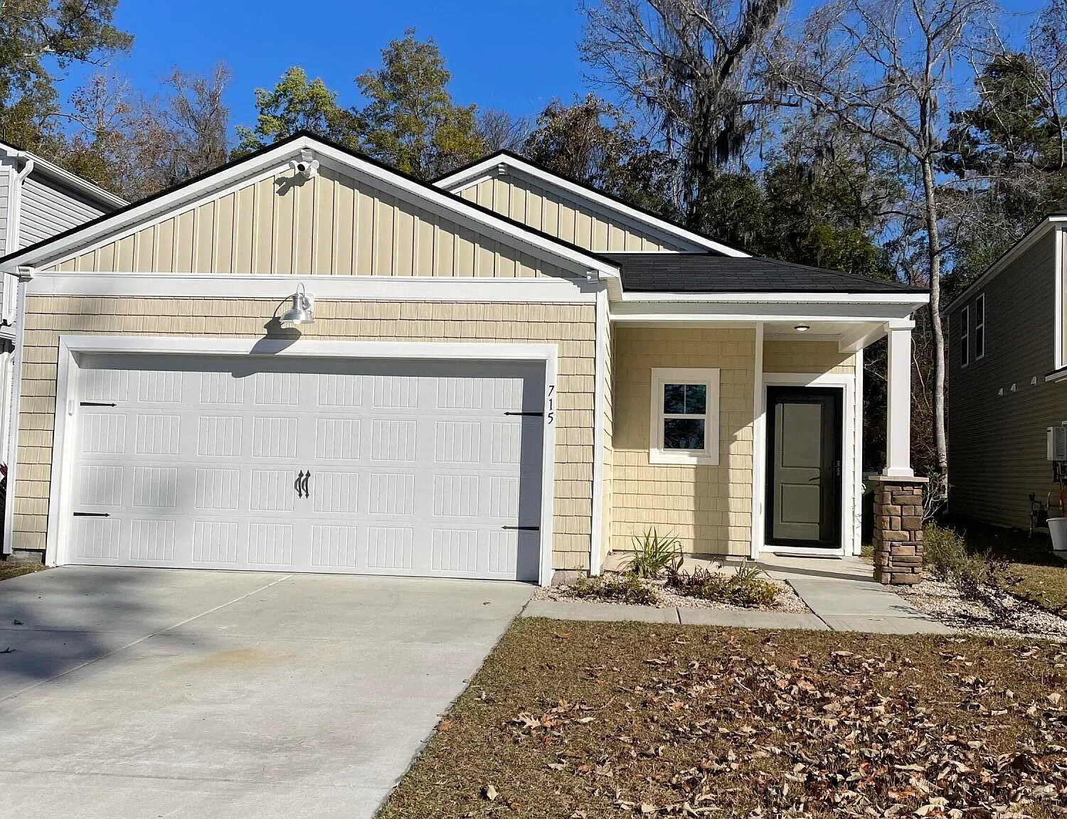 3 bed, 2.0 bath, 1413 sqft, $2,500 — Photo 1