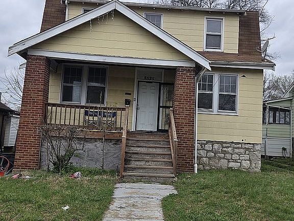 2nd image of 8525 Mora Ln