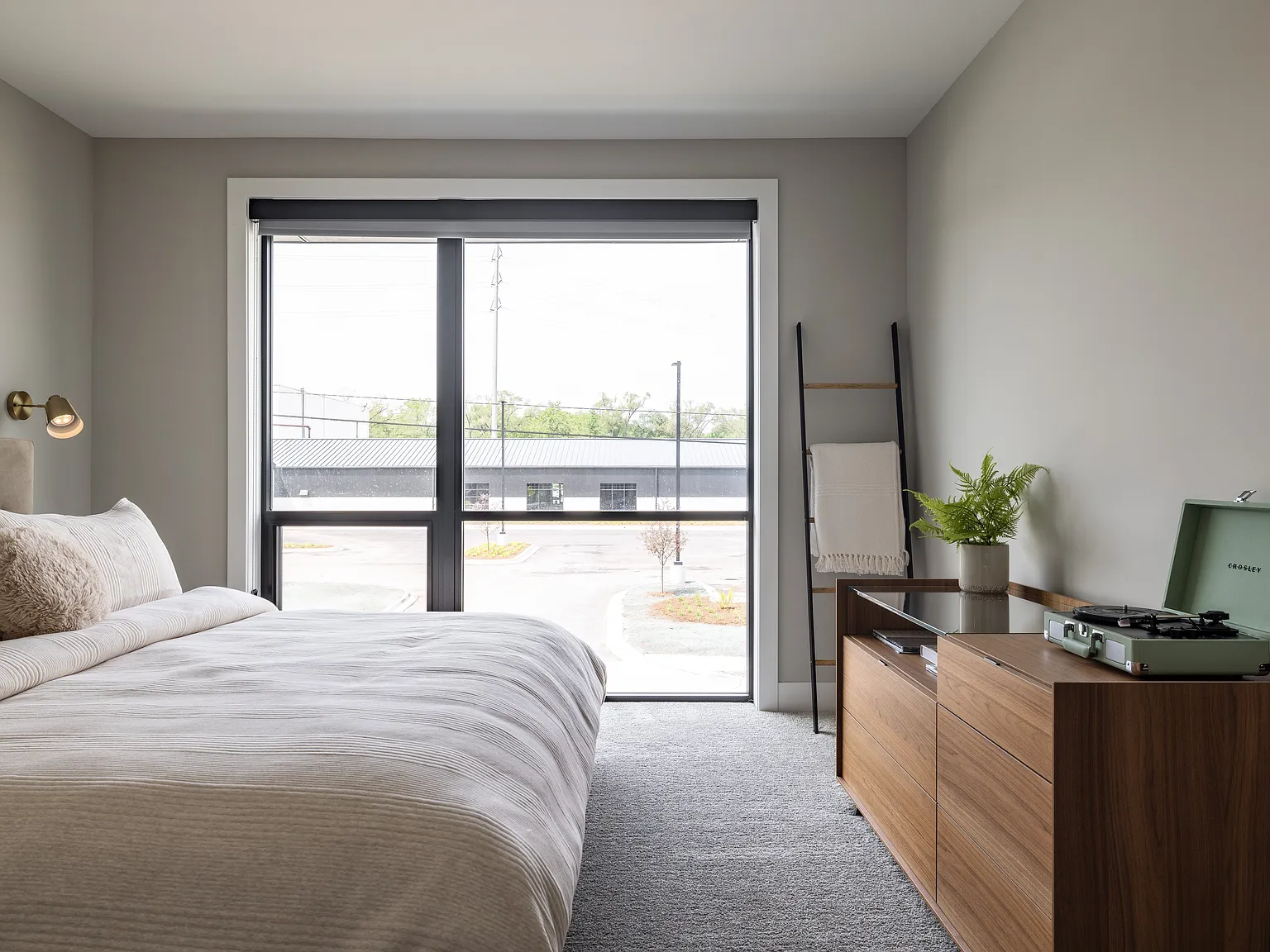 Flats at Iron Ridge — Photo 4