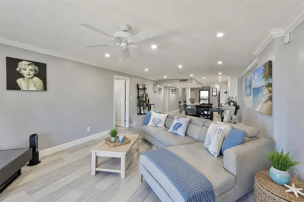 2 bed, 2.0 bath, 1500 sqft, $2,900 — Photo 4