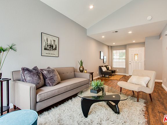 4th image of 3691 Summer Ln