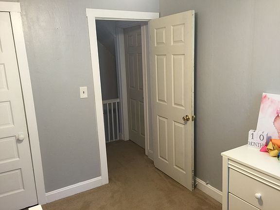 4th image of 1844 Owens Ave