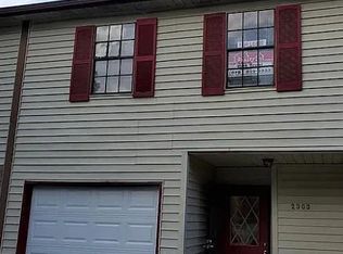 2303 Pine Tree Trl, Atlanta, GA 30349