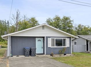 630 N 11th St, Elma, WA 98541