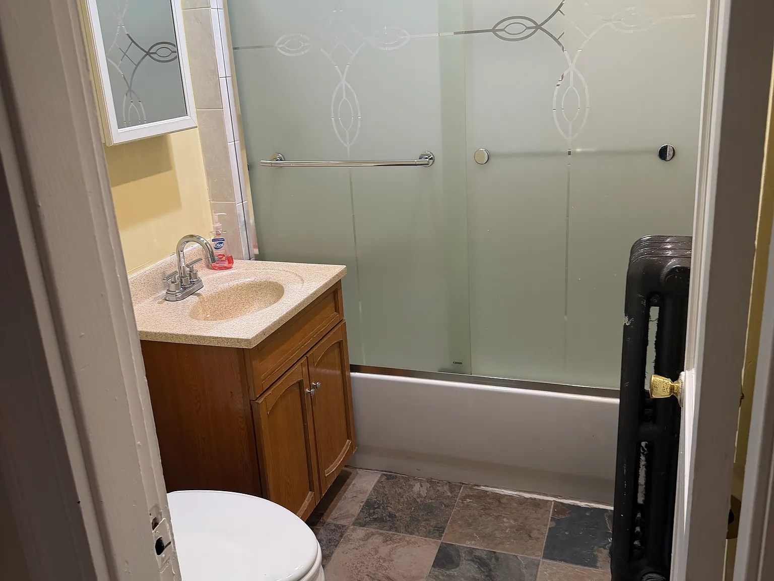 2 bed, 1000 sqft, $2,500 — Photo 4