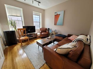 11 Phillips St APT 8, Boston, MA 02114