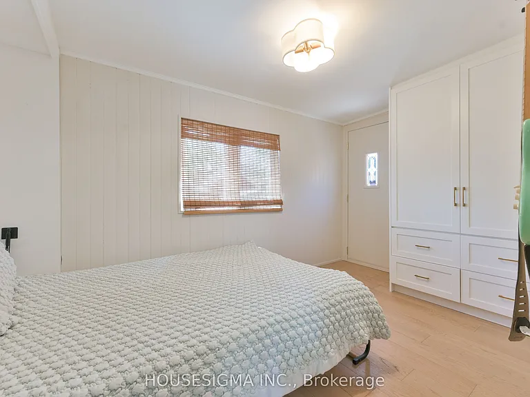 205 William St — Photo 21