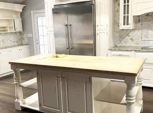 408 Riversville Rd, Greenwich, CT 06831