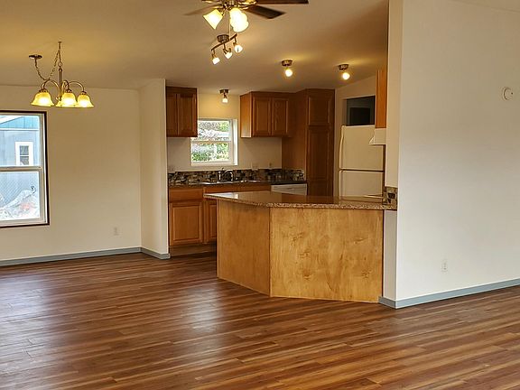 3rd image of 3425 W Echo Dr