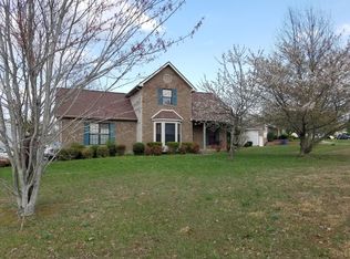 155 Shady Maple Dr, Clarksville, TN 37043