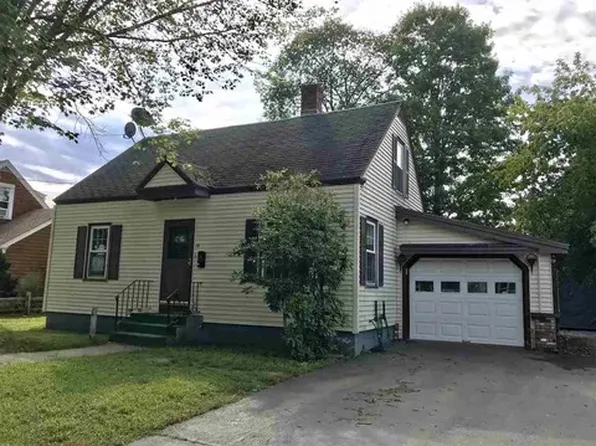 14 Byrd Ave, Claremont, NH 03743