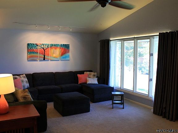 2nd image of 1205 Bella Vista Dr