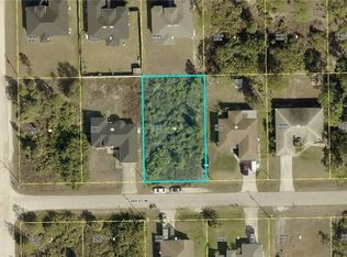 2714 33rd St W, Lehigh Acres, FL 33971