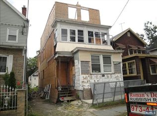 320 Ogden St, Orange, NJ