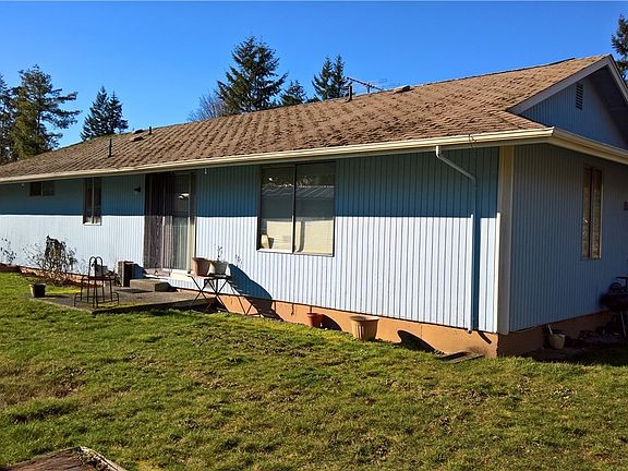 3rd image of 3188 Madrona Dr SE