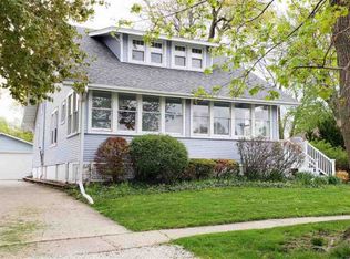 217 W South St, Geneseo, IL 61254