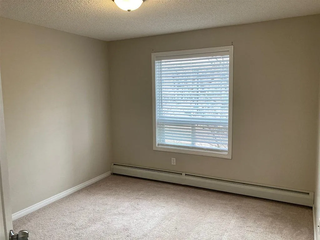 2 bed, 850 sqft, $1,675 — Photo 4