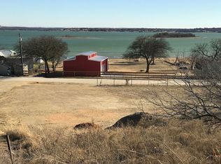 160 Meadow Pond Ct, Bridgeport, TX 76426