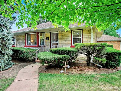 2029 Lloyd Ave, Waukegan, IL, 60085