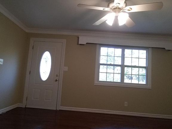 5th image of 209-B Clark Blvd