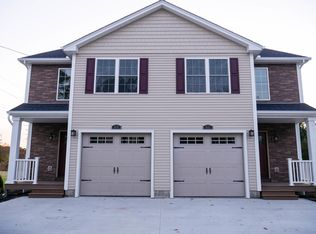 62 Rowley St, Agawam, MA 01001