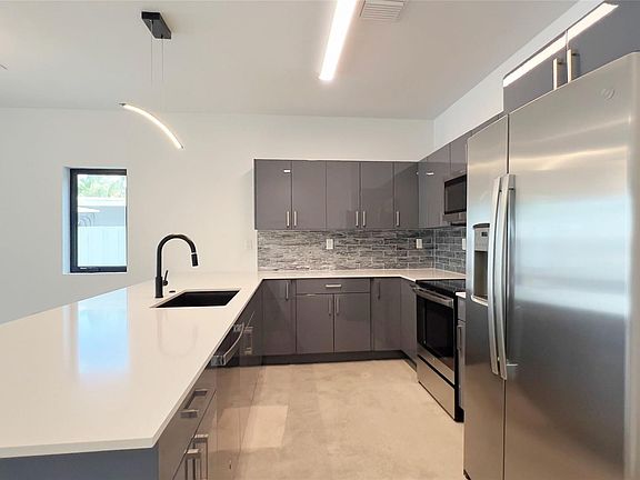 5th image of 1138 NE 2nd Ave #A