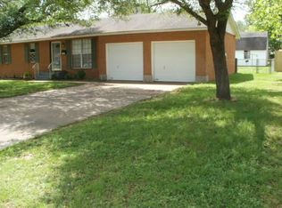 1107 Palestine St, Jacksonville, TX 75766