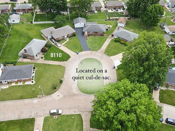 2nd image of 8110 Parkridge Dr