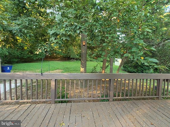 2nd image of 33907 Woodland Cir
