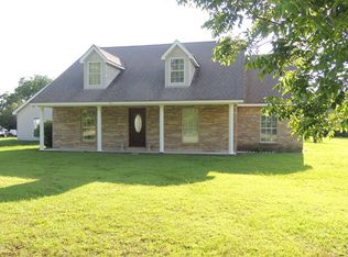 26 Rolling Oaks Dr, Picayune, MS 39466