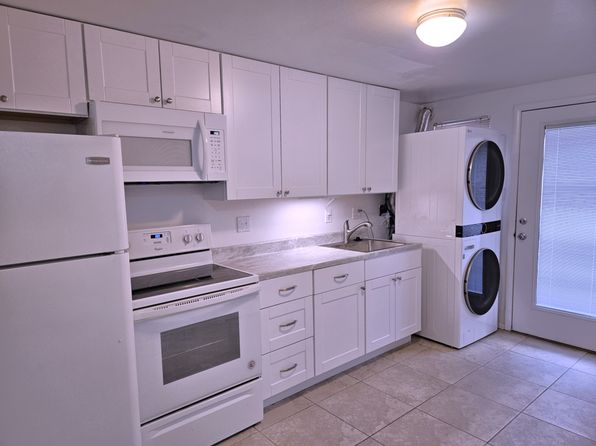 1460 S Ash St APT A